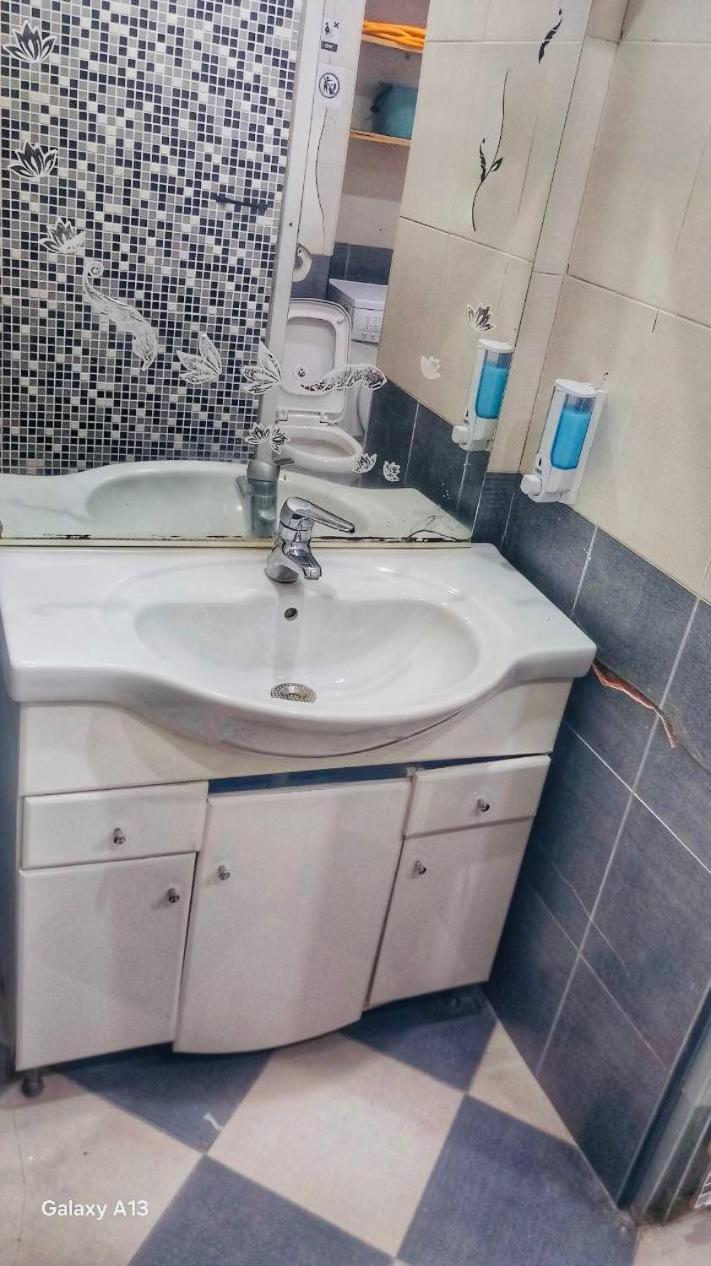 Olympic Hostel Yerevan Ngoại thất bức ảnh